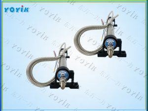 导致位移传感器DET250A测量精度下降的环境因素有哪些？